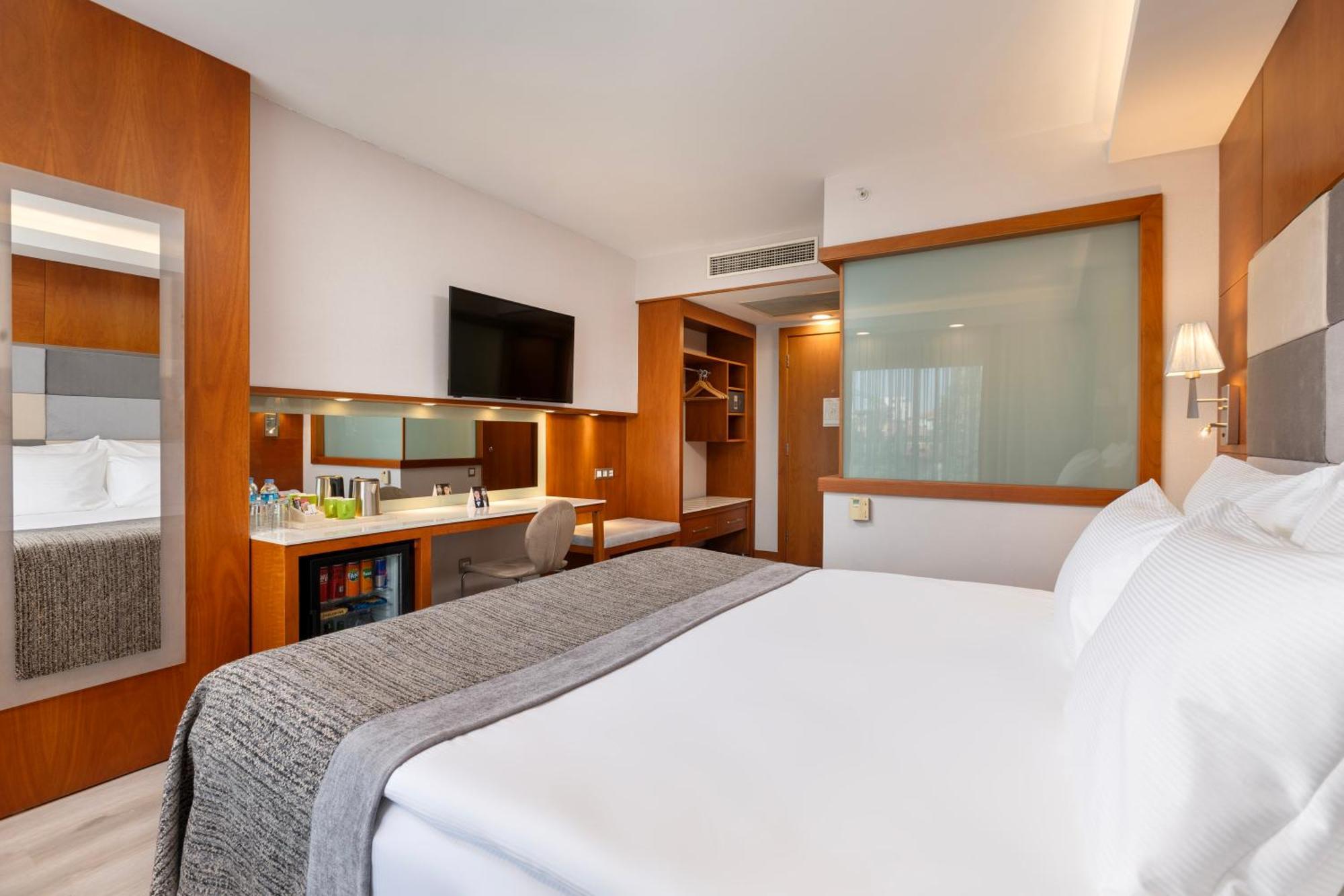 Limak Ambassadore Hotel Ankara Exterior photo