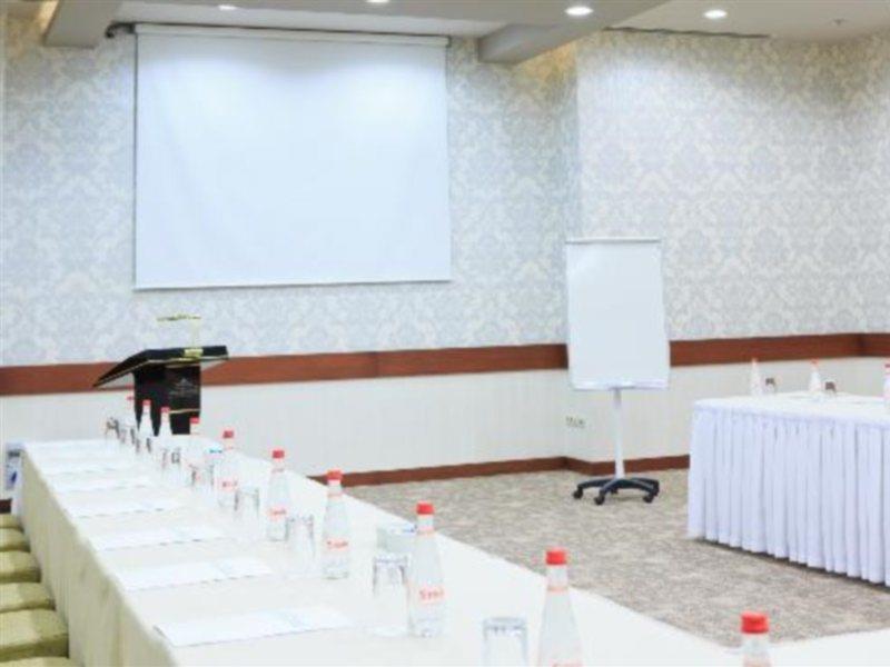 Limak Ambassadore Hotel Ankara Exterior photo